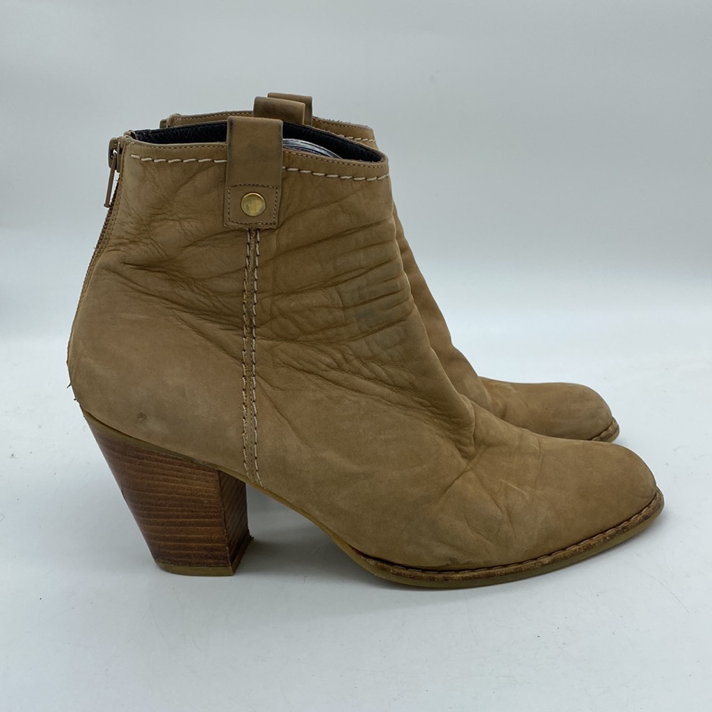 Stuart Weitzman Russell Bromley Nubuck Ankle Booties Heeled Boots Tan Womens 9